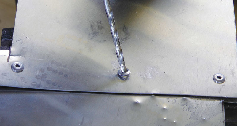 File:DrillRivet.jpg