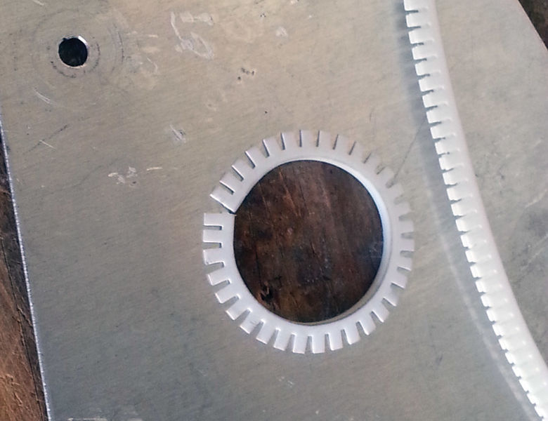 File:Grommets-04.jpg